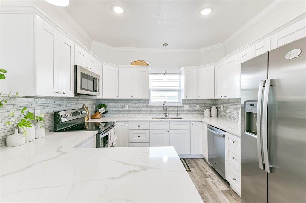 143 W Palm Street, Surfside Beach, Texas image 14