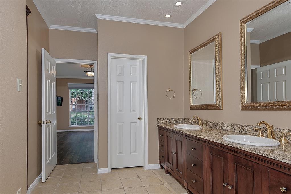 12514 Millscott Drive, Houston, Texas image 14
