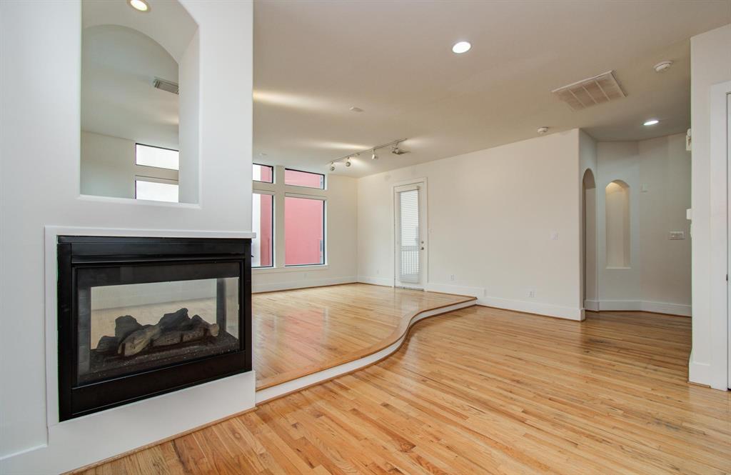 402 Parker Street, Houston, Texas image 11