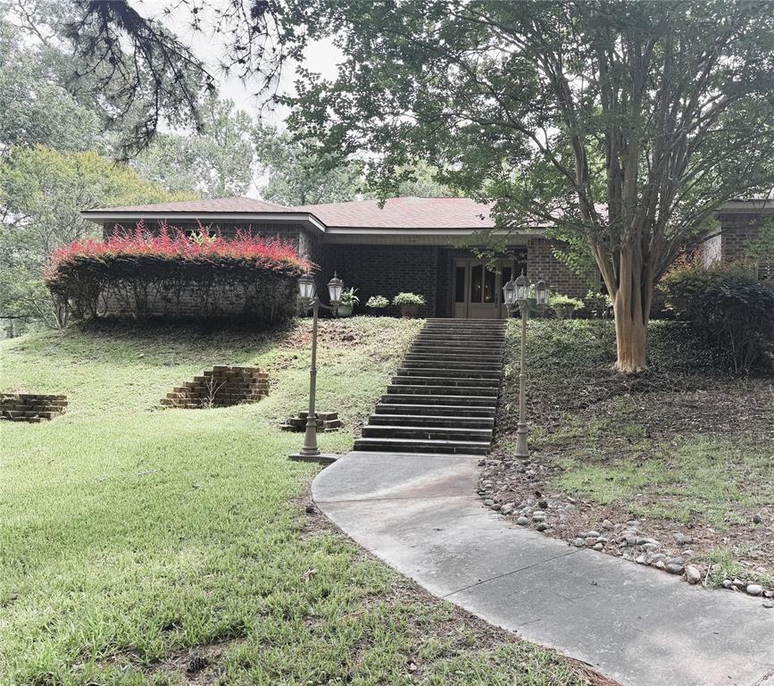 156 Magnolia Bend Drive, Livingston, Texas image 1