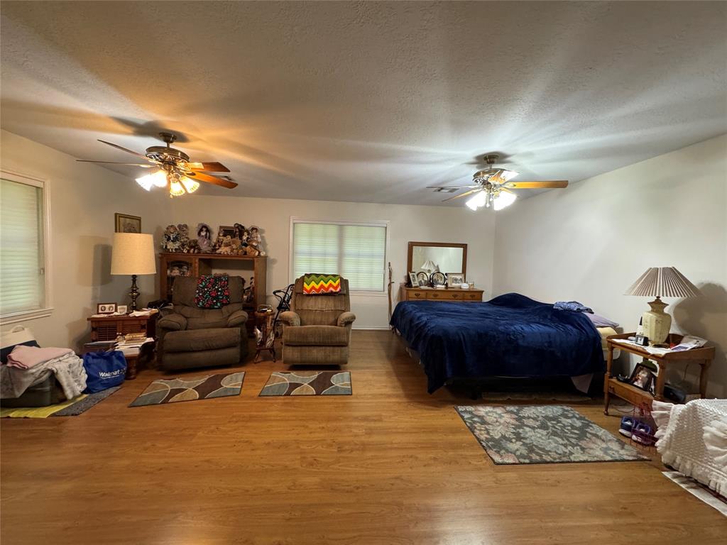 156 Magnolia Bend Drive, Livingston, Texas image 9