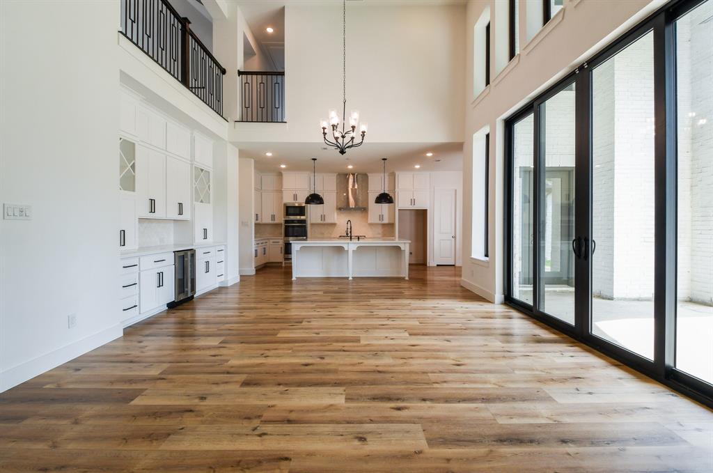 202 Calm Savanna Court, Conroe, Texas image 10