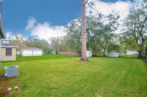 A home in Pearland