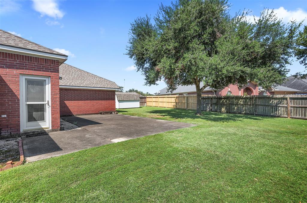 102 Summer Breeze Drive, La Porte, Texas image 29