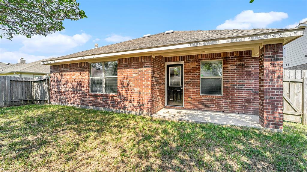 3037 Camelia View Lane, Dickinson, Texas image 15