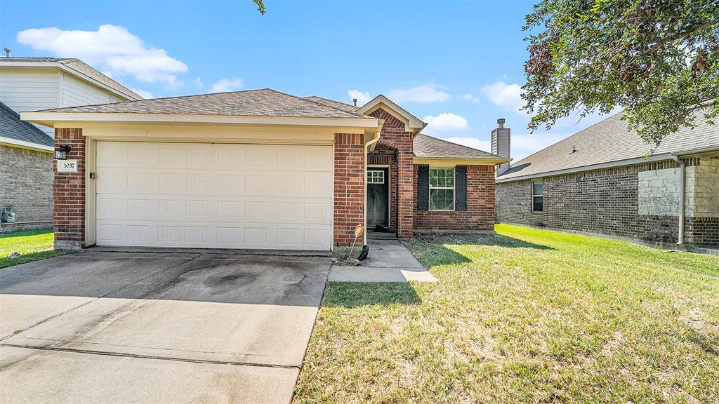 3037 Camelia View Lane, Dickinson, Texas image 2