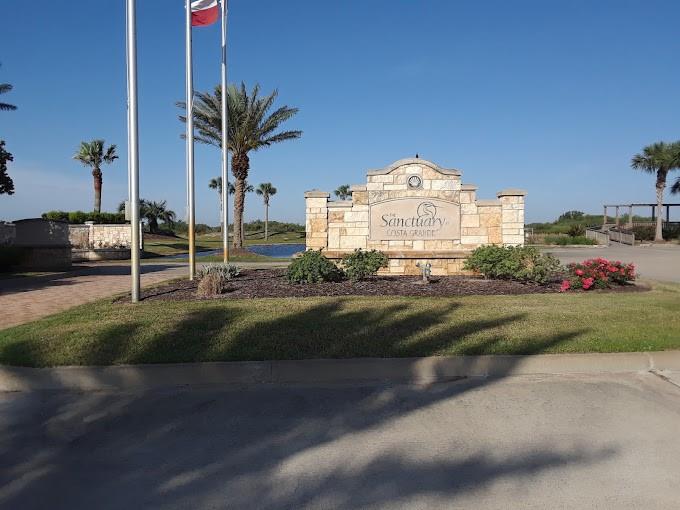 Cabernet Court, Port O Connor, Texas image 1