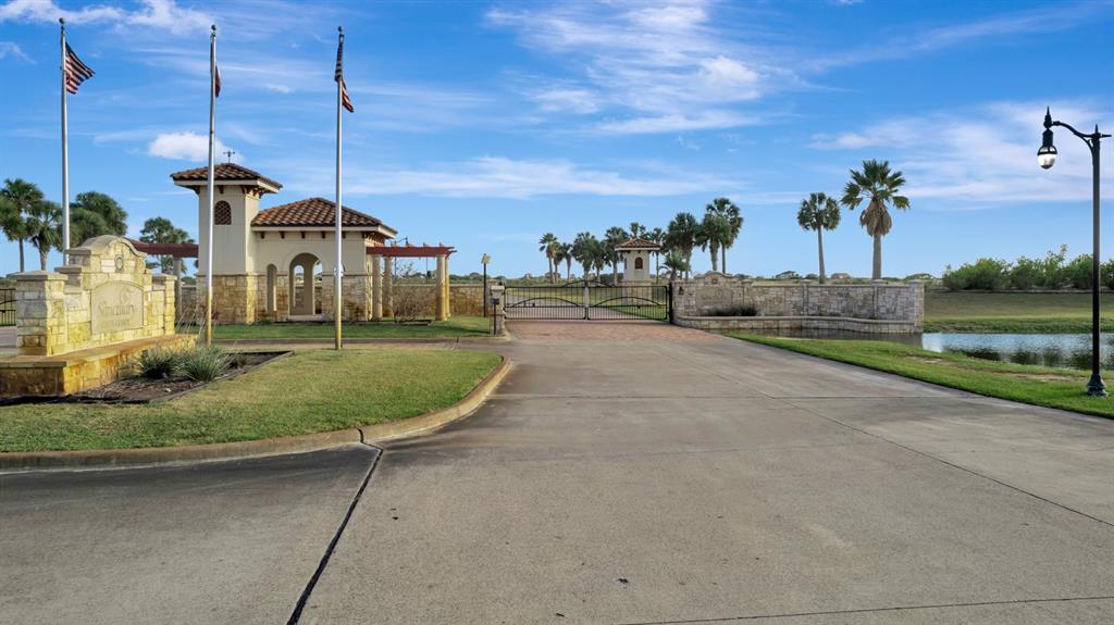 Cabernet Court, Port O Connor, Texas image 4