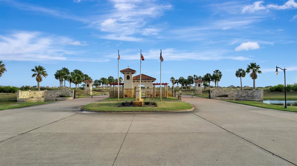 Cabernet Court, Port O Connor, Texas image 2