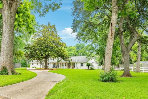 A home in Lake Jackson