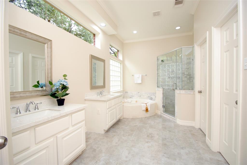 1902 Rosebay Court, Sugar Land, Texas image 19