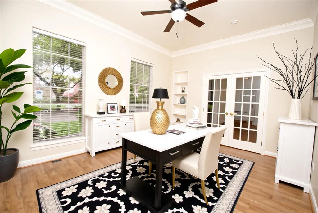 1902 Rosebay Court, Sugar Land, Texas image 2