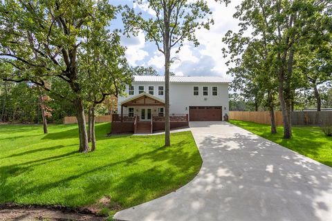 Photo of 177 Parkside Loop, Brookeland, TX 75931 (MLS # 3403802)