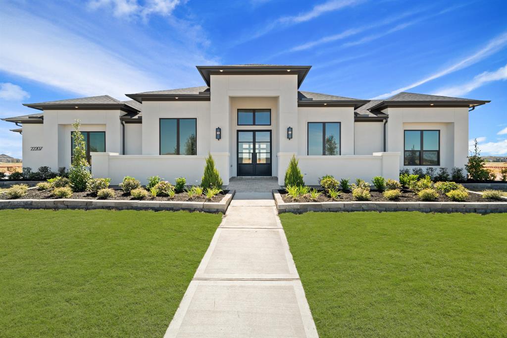 22207 Desert Foothills Lane