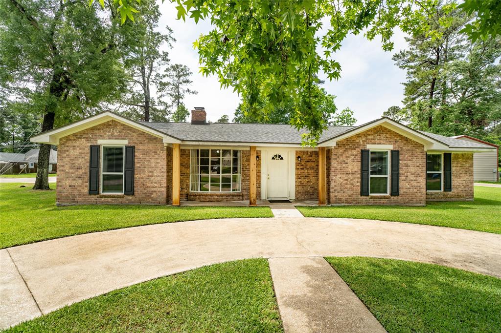1903 Round Wind Trail, Crosby, Texas image 1