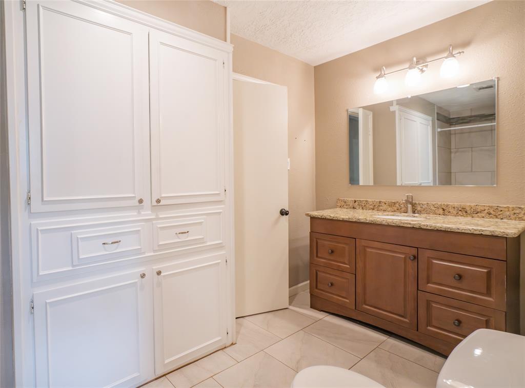 1903 Round Wind Trail, Crosby, Texas image 28