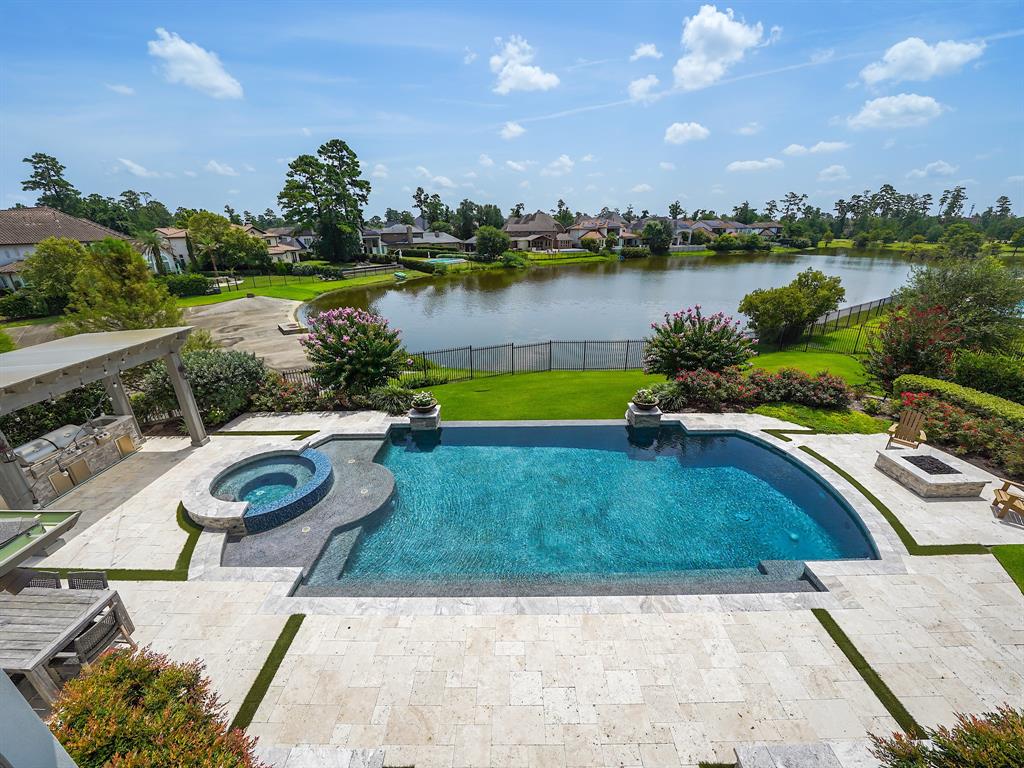 6 Kimberling Court
