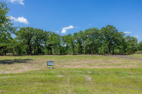 Photo of 6512 Atakapan Trail Trl, Bedias, TX 77831 (MLS # 39174591)