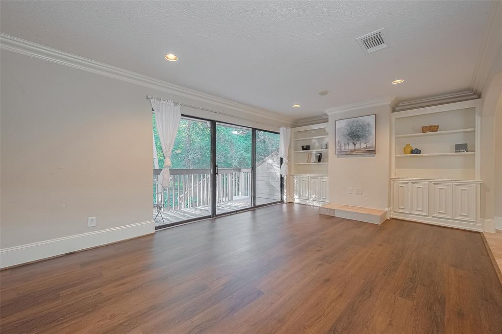 3900 Aspen Drive C 105