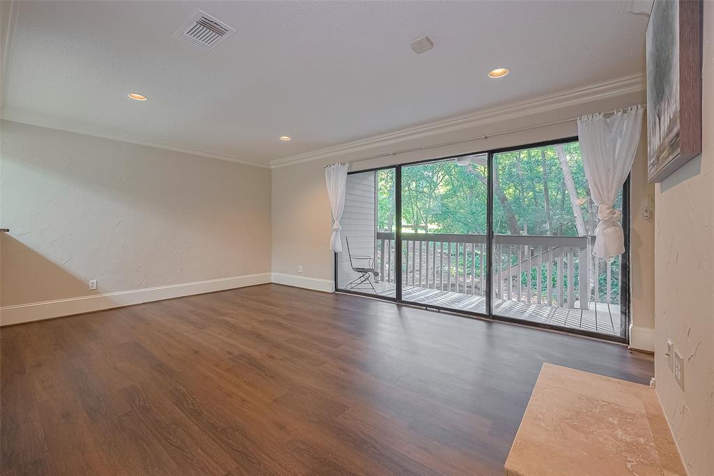 3900 Aspen Drive C 105