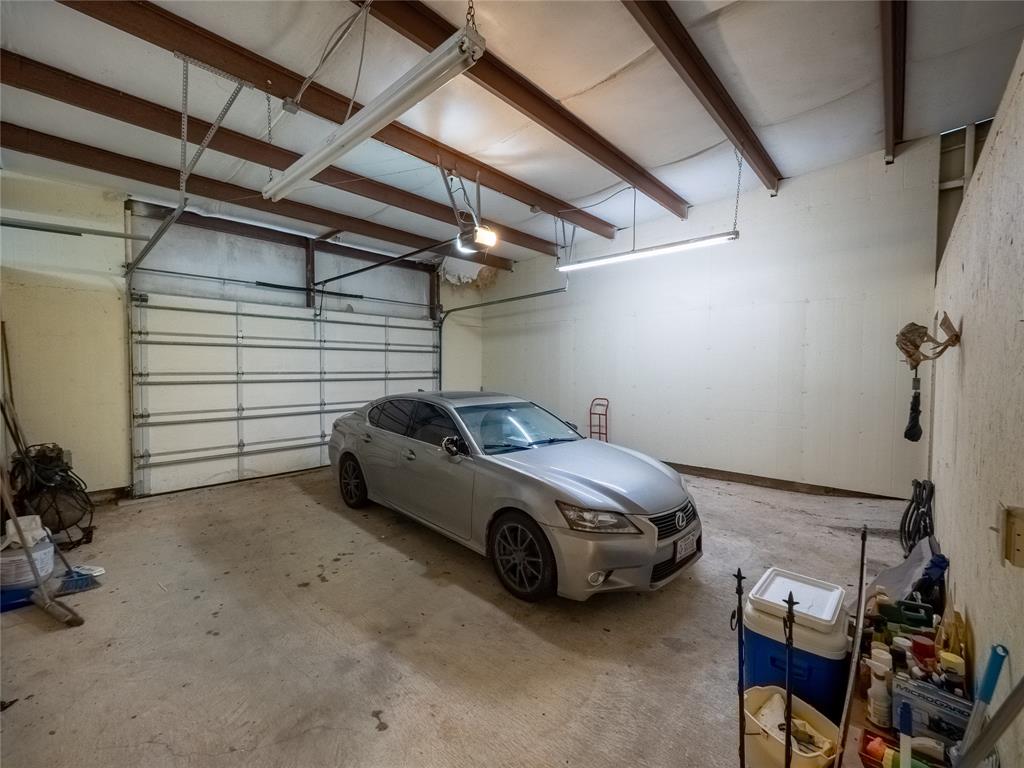 814 Hal Mclain Road, Manvel, Texas image 32