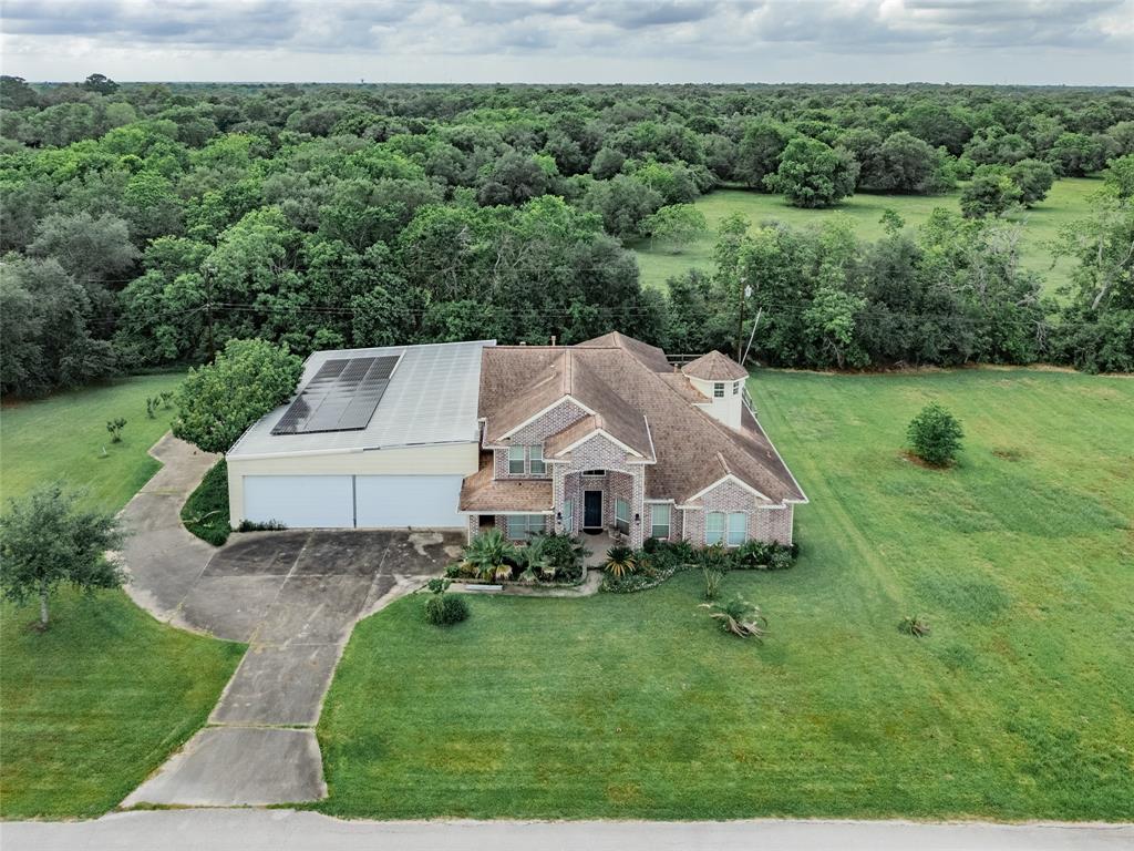 814 Hal Mclain Road, Manvel, Texas image 1