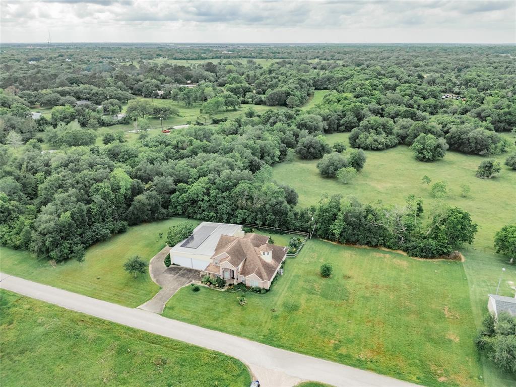814 Hal Mclain Road, Manvel, Texas image 6