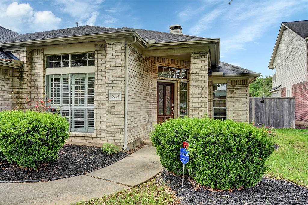 5714 Bayberry Way, Sugar Land, Texas image 3