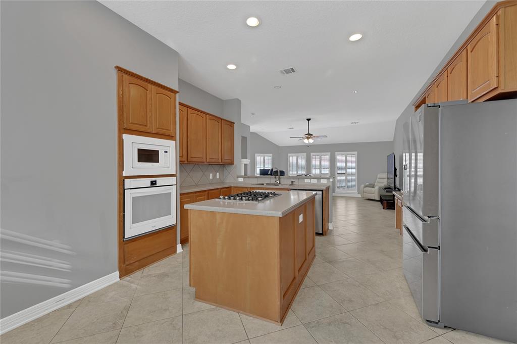 5714 Bayberry Way, Sugar Land, Texas image 11