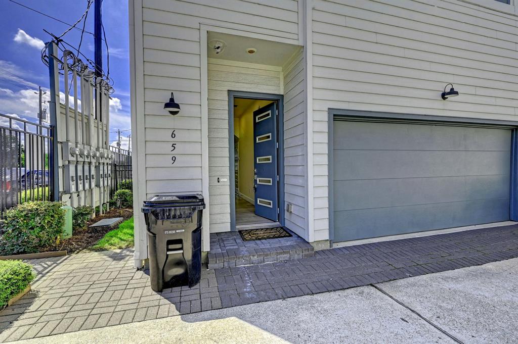 659 Press Street