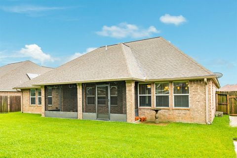 A home in Clute