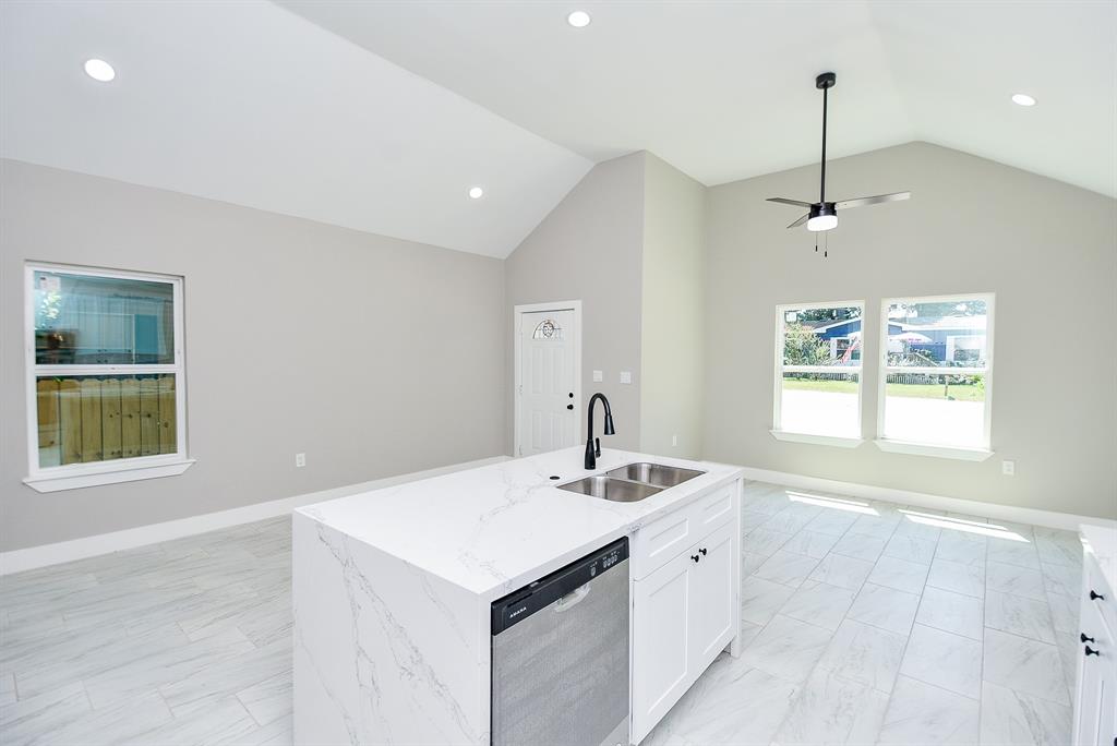 16974 W Lynbrook, Montgomery, Texas image 14
