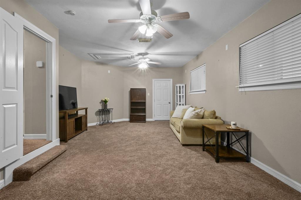 19634 Stone Lake Drive, Tomball, Texas image 37