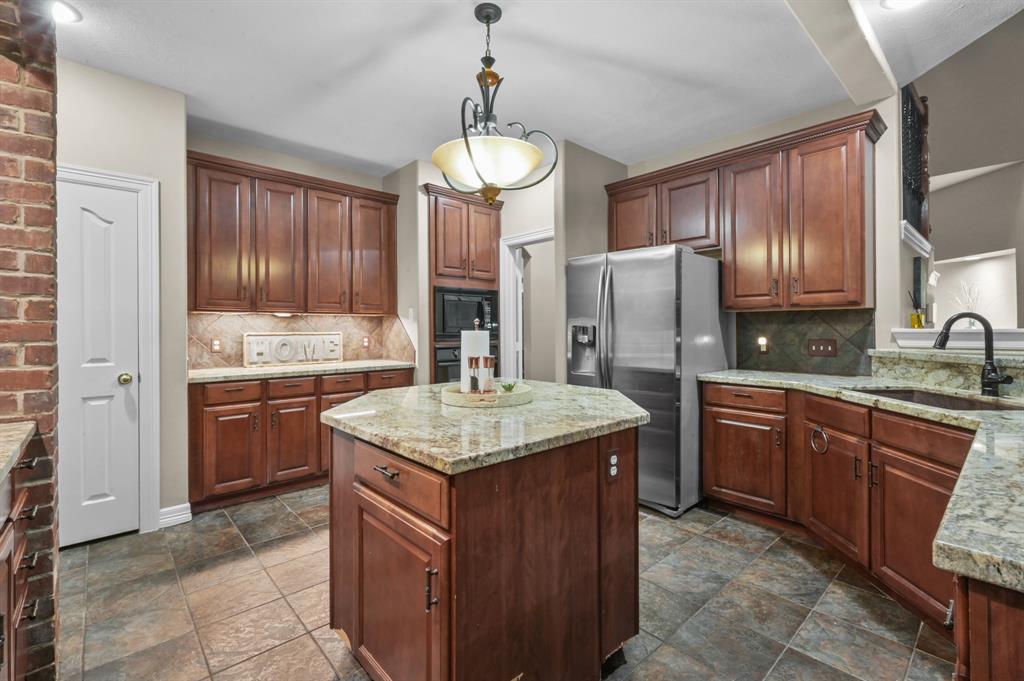 19634 Stone Lake Drive, Tomball, Texas image 24