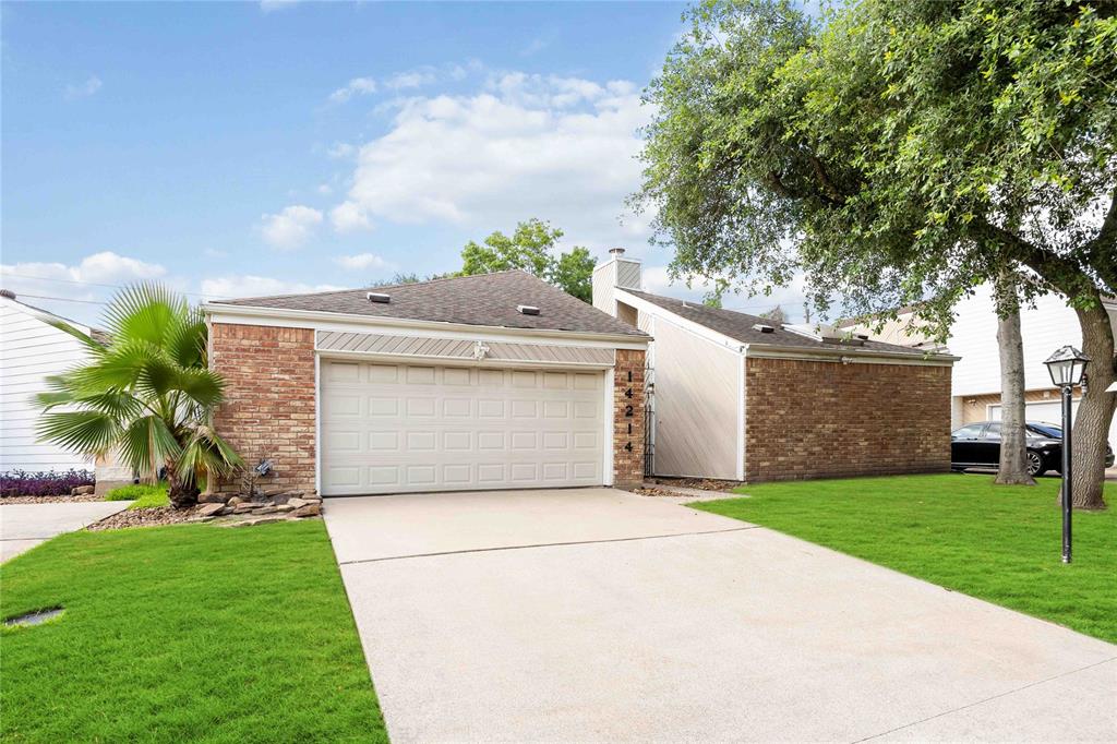 14214 Briarhills Parkway, Houston, Texas image 42