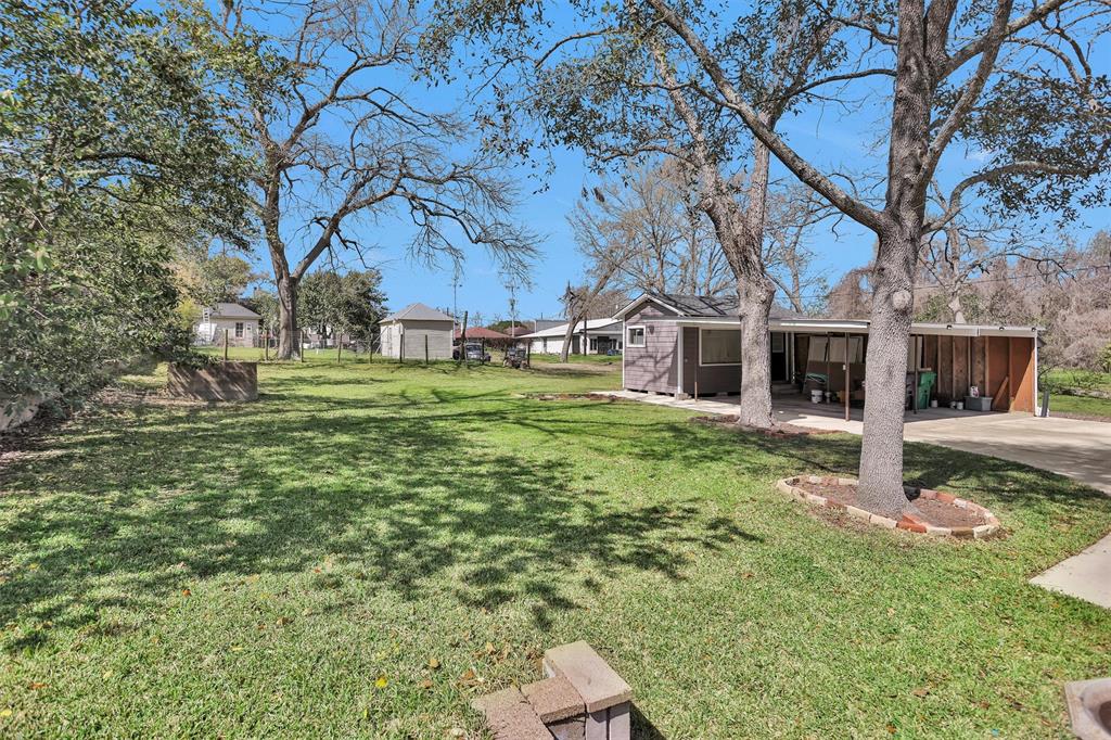 602 Clinton Street, Brenham, Texas image 36