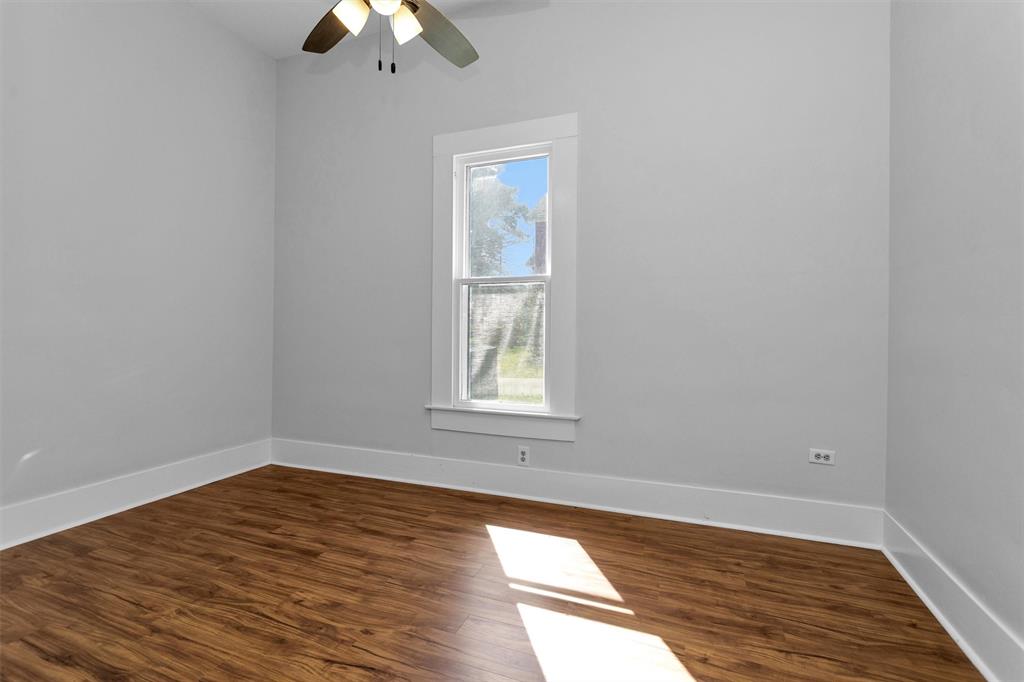 602 Clinton Street, Brenham, Texas image 20