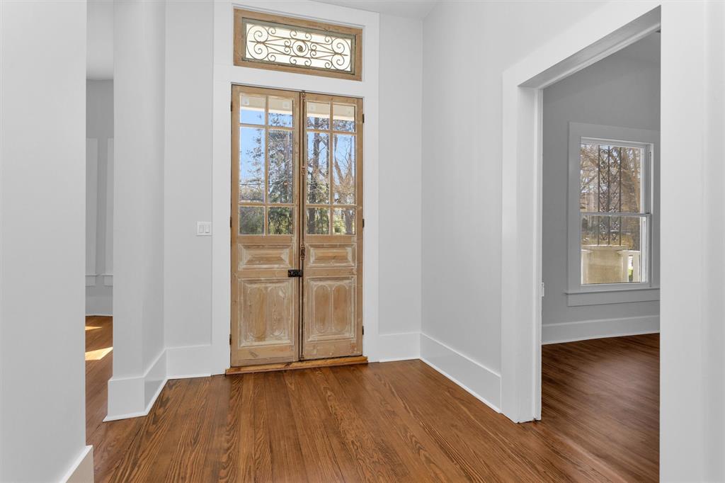 602 Clinton Street, Brenham, Texas image 10