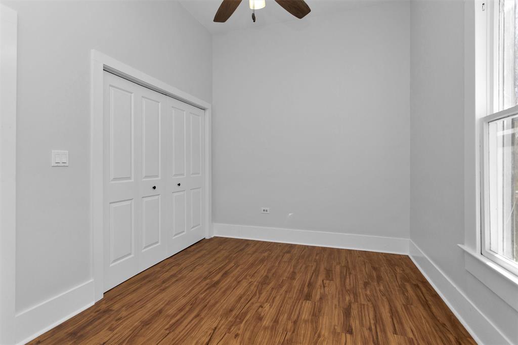 602 Clinton Street, Brenham, Texas image 22