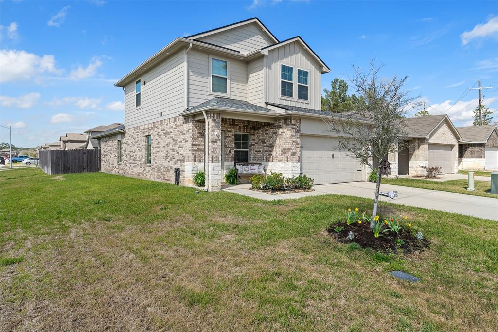 14214 W Pine Heart Dr Drive, Conroe, Texas image 2