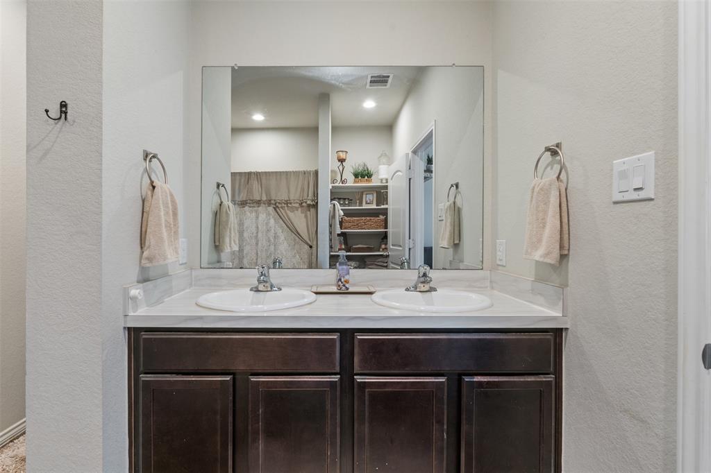 14214 W Pine Heart Dr Drive, Conroe, Texas image 10