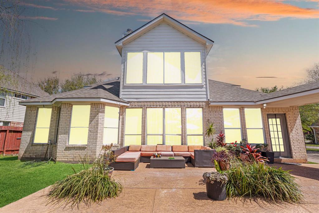1906 Blue Water Bay Drive