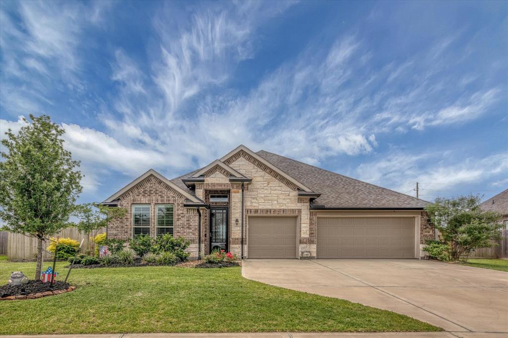 15310 Spring Lake Avenue, Mont Belvieu, Texas image 4