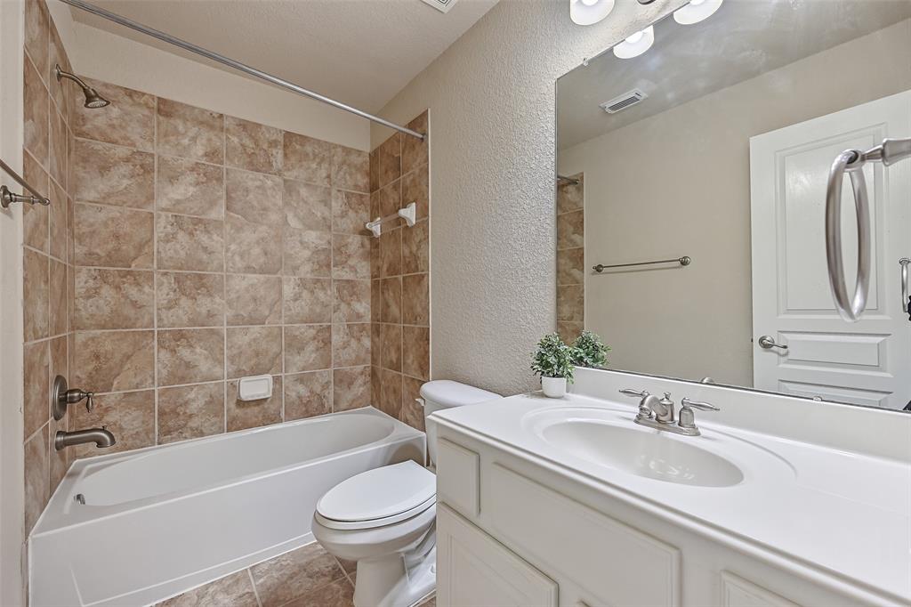 2524 Garnetfield Lane, Friendswood, Texas image 21
