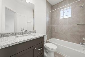 9107 Biltmore Lane, Manvel, Texas image 4