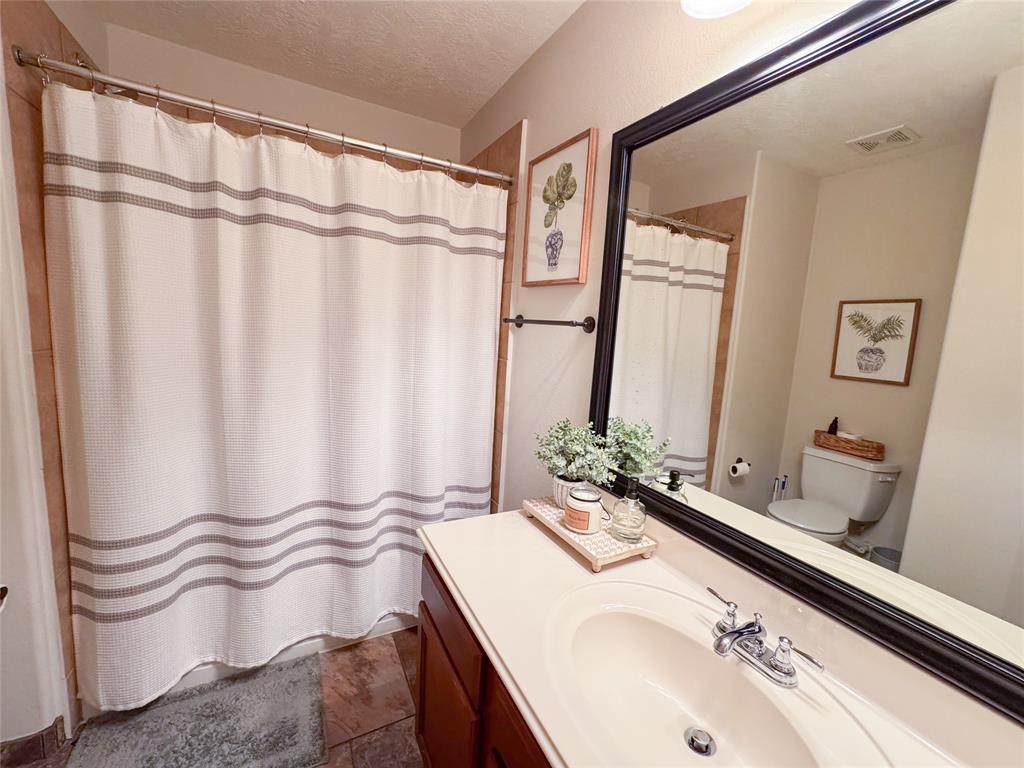 2819 Lakecrest Way Drive, Katy, Texas image 17