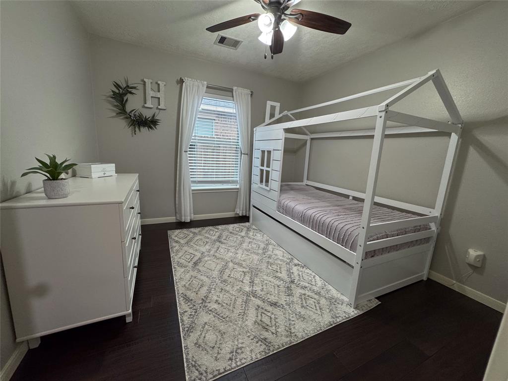 2819 Lakecrest Way Drive, Katy, Texas image 16