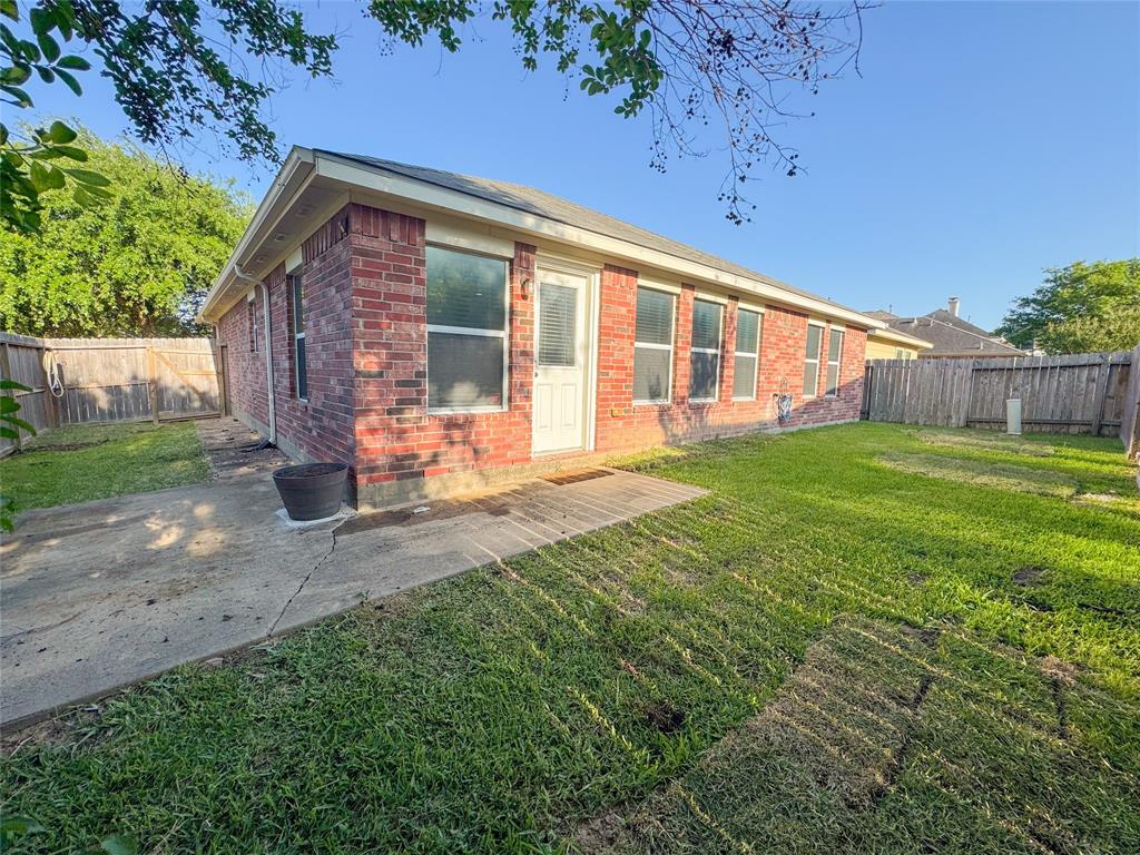 2819 Lakecrest Way Drive, Katy, Texas image 20