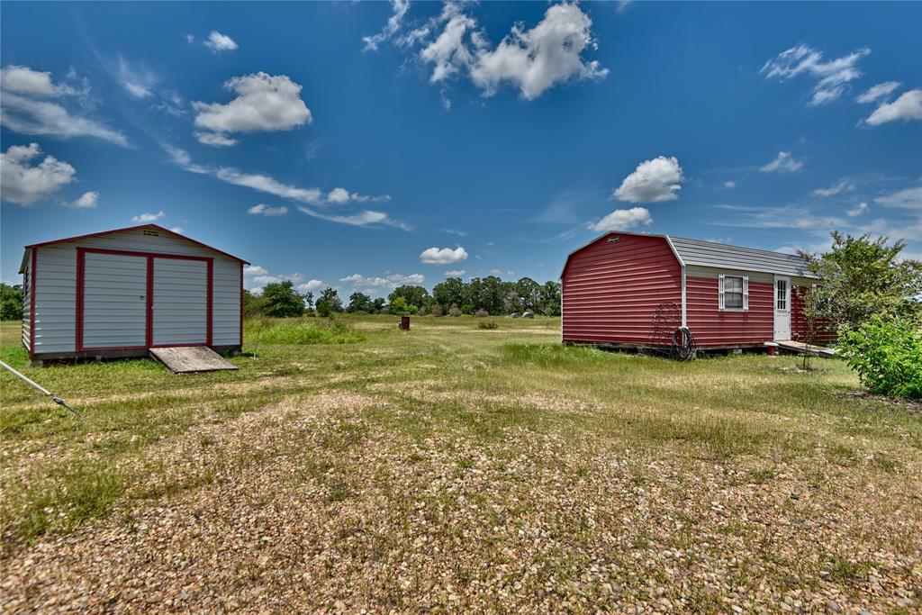 1361 Zimmerscheidt Road, Columbus, Texas image 11