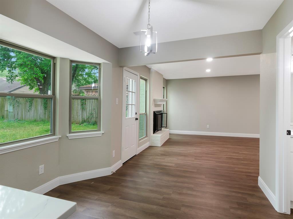 8319 Autumn Willow Drive, Tomball, Texas image 14